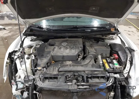 2010 Nissan Altima Base из США, поврежденный, VIN 1N4AL2APXAN450820